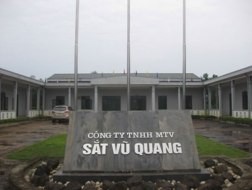 Tạm giữ tàu chở 4.500 tấn quặng sắt ở cảng Vũng Áng