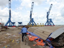 Vung ngàn tỉ, giờ bỏ không