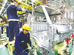 Sẽ giảm 50 - 70% thuế, phí cho ô tô?