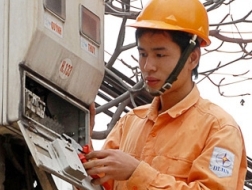 Không tăng giá điện từ 1/7