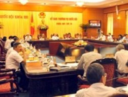 Bế mạc phiên họp thứ 19 của Ủy ban Thường vụ Quốc hội 