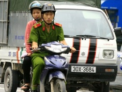 Con công an sẽ được miễn học phí