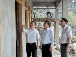 Ai sẽ giám sát Quốc hội?