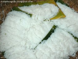 Hà Nội: Bún đen đắt khách