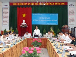 Phó Thủ tướng Vũ Văn Ninh phát biểu tại buổi hội thảo. Ảnh: Mạnh Hùng - TTXVN phát