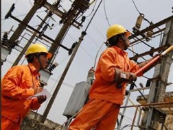 Vì sao EVN giao chỉ tiêu kinh doanh lỗ?