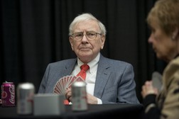 Warren Buffett chê trái phiếu Apple: "Với cái lợi suất ấy thì không!"