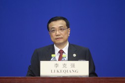 Thủ tướng Trung Quốc muốn tăng chi ngân sách ổn định tăng trưởng