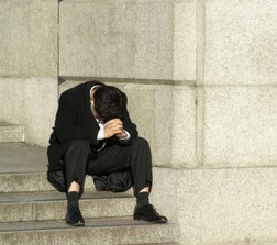 Vì sao ngày càng nhiều sinh viên đứng đường?