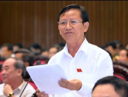 Đại biểu Huỳnh Thành phát biểu tại Quốc hội - Ảnh: Việt Dũng