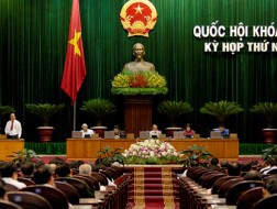 Không thể phát triển “nóng”