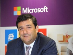 Chủ tịch Microsoft Châu Á Thái Bình Dương - ông Cesar Cernuda