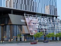 GAS đạt đỉnh giá từ khi niêm yết, nội bộ đua chốt lãi