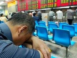 “Cơn bão” thanh lọc trên thị trường chứng khoán