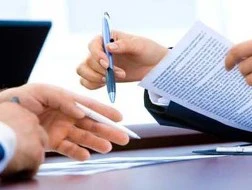 Gửi "vàng" cho gương mặt nào?