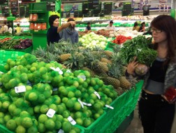 Sau ngày tăng lương: Mặt bằng giá vẫn ổn định