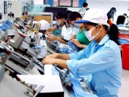 Hà Nội lập 6 nhóm giúp việc gỡ khó cho doanh nghiệp 