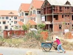 Kinh tế cả thế giới suy thoái chứ đâu phải Việt Nam