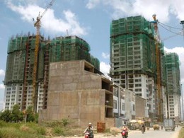 Khi nào bất động sản tăng và “nổ”?