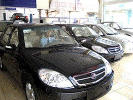 Lượng ô tô nhập khẩu nguyên chiếc về Việt Nam vẫn tăng