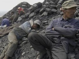 Cận cảnh những mỏ than "chết chóc" của Trung Quốc