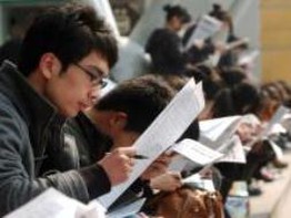 Trung Quốc: 7 triệu sinh viên mới tốt nghiệp đối mặt nguy cơ không có việc làm