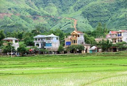 “Mỏi mắt” chờ đất dịch vụ 