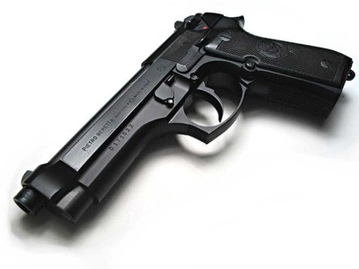 6. Năm 1526: Xưởng đúc súng Beretta ở Ý