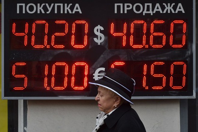 Đồng Ruble Nga lập đáy mới