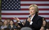 Bà Clinton phản đối TPP