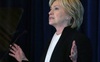 Cựu Ngoại trưởng Hillary Clinton cam kết cứng rắn với Phố Wall
