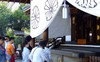 Tokyo rung chuyển vì ngôi đền nổi tiếng bị đánh bom