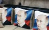 “Nhãn hàng” Putin được yêu chuộng ở Nga