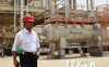 Shell và Total nhận giấy phép xây dựng 200 trạm xăng dầu ở Iran