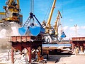 Nhập siêu 1,2 tỷ USD trong tháng 5