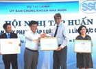 UBCKNN trao thưởng cho Deutsche Bank AG