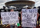 World Cup 2014 - Gánh nặng của người dân Brazil