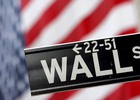Tâm lý lạc quan đẩy S&P 500 đến gần mức kỷ lục