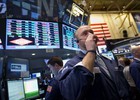 S&P 500 hướng đến mốc cao kỷ lục 