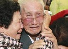 Hơn 100 người Hàn Quốc sang Triều Tiên