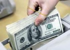 Vietcombank tăng giá bán USD