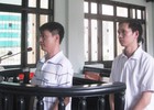 Nhân viên ngân hàng bị "con nợ" đẩy vào tù