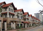Dự án mới cạnh tranh khốc liệt để thoát hàng