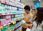 Cấm in hình ảnh trẻ em trên một số sản phẩm sữa