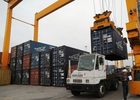 Nhập siêu 200 triệu USD trong tháng 6