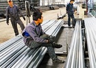 Kinh tế khó khăn: “Hãy làm gì đi chứ!”