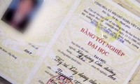 Mua bằng giả, giá bao nhiêu?