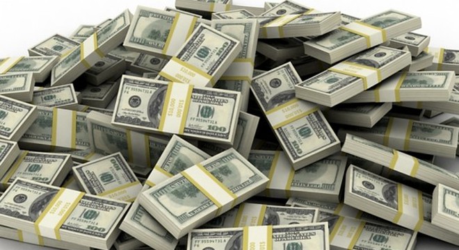Chuyển 1000 USD ra nước ngoài phải báo cáo