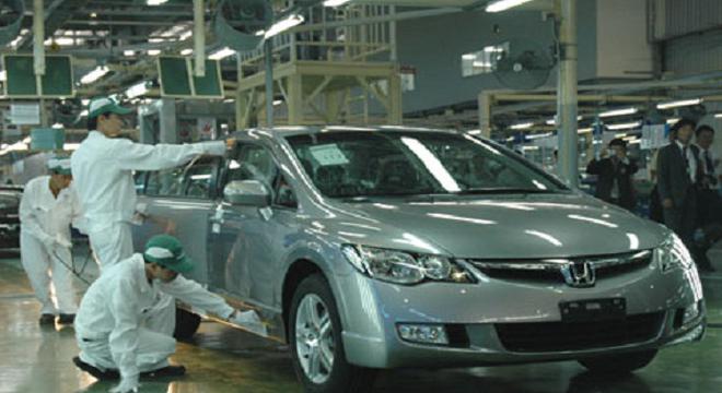 "Thần chết" rình rập công nghiệp ô tô Việt Nam