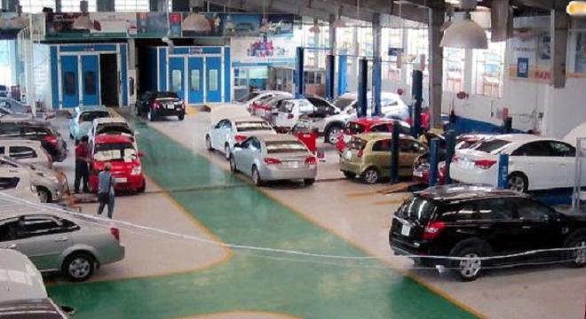 Ôtô tồn kho ngàn chiếc, giảm giá trăm triệu khách chẳng màng